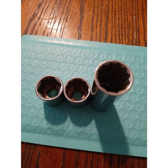 Vintage Craftsman Lot 3 11/16" 6 and 12 Point Shallow Deep Well Sockets Tools - Picture 3 of 4